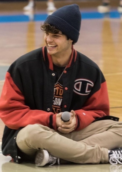 Noah Centineo photo