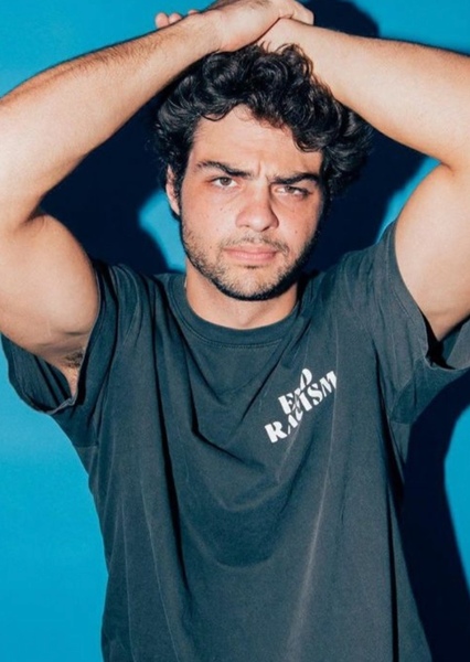 Noah Centineo photo