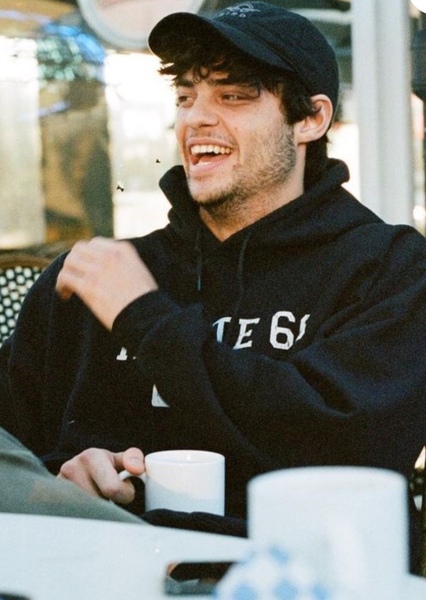 Noah Centineo photo