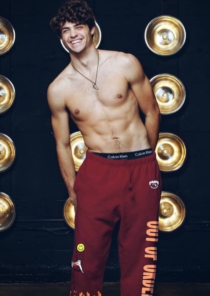Noah Centineo photo