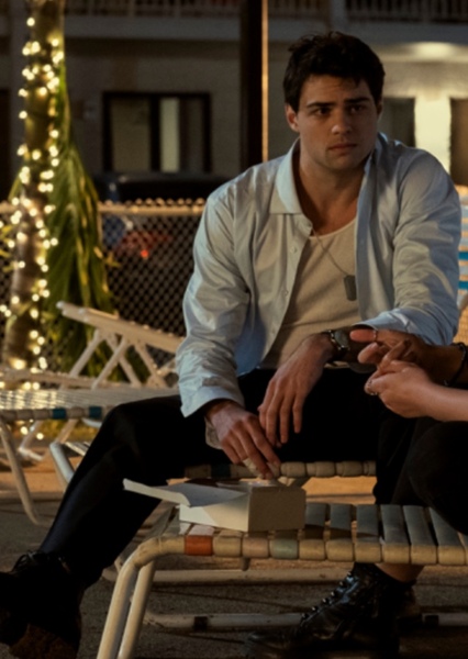 Noah Centineo photo