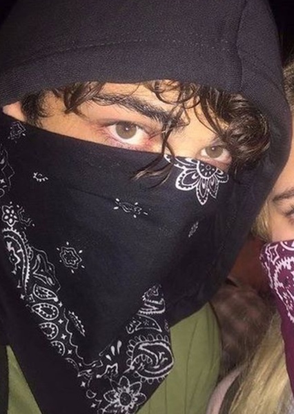 Noah Centineo photo