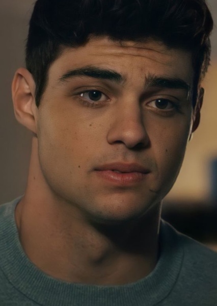 Noah Centineo photo