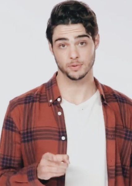 Noah Centineo photo