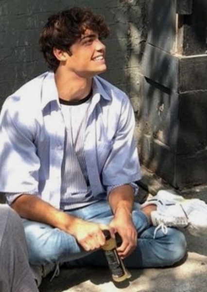 Noah Centineo photo