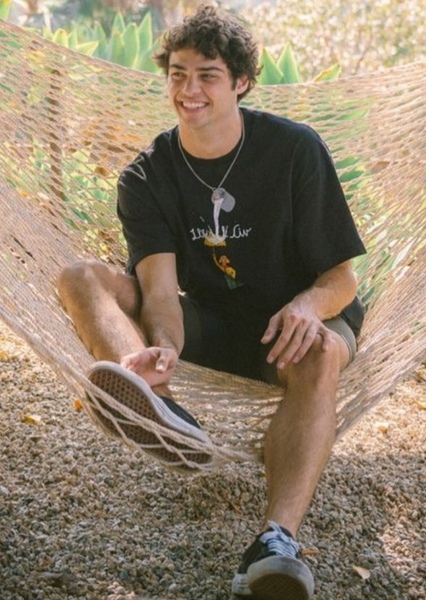 Noah Centineo photo