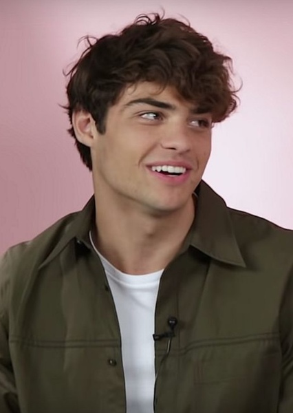Noah Centineo photo