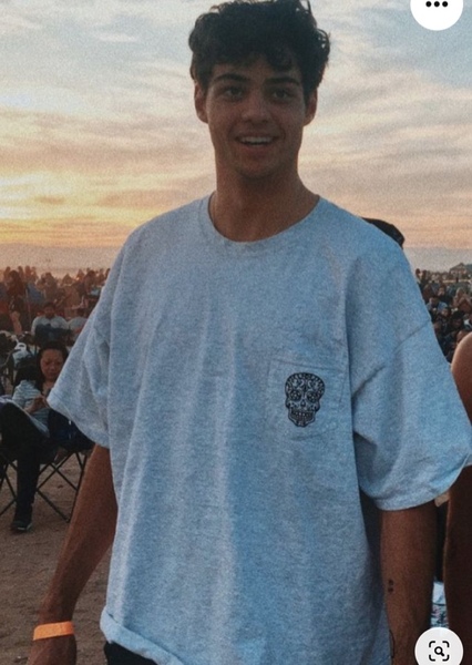 Noah Centineo photo