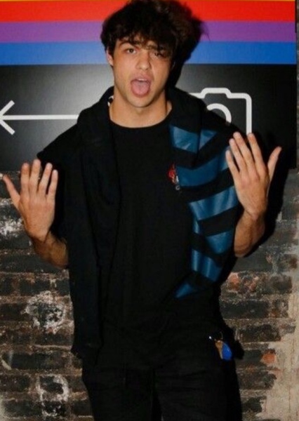 Noah Centineo photo