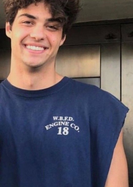 Noah Centineo photo