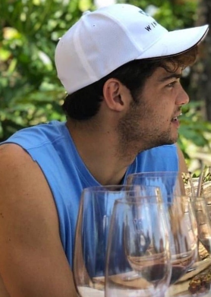 Noah Centineo photo