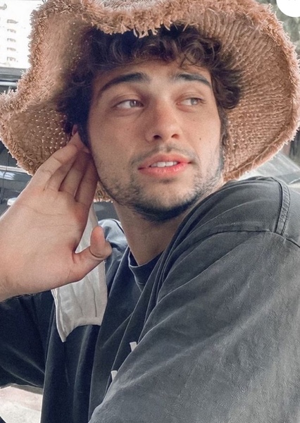 Noah Centineo photo