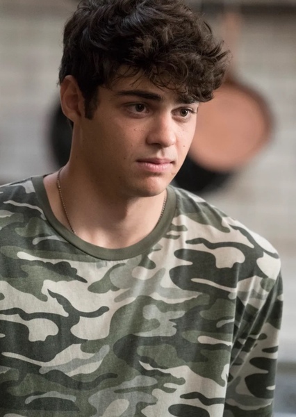 Noah Centineo photo