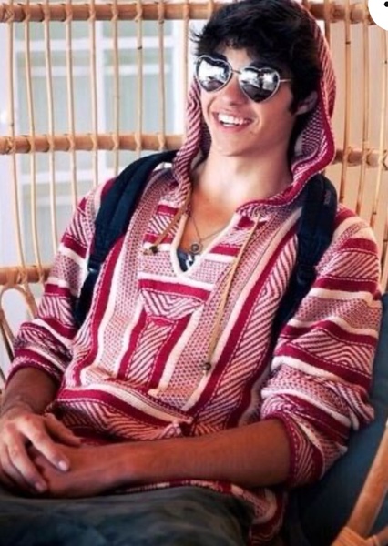 Noah Centineo photo