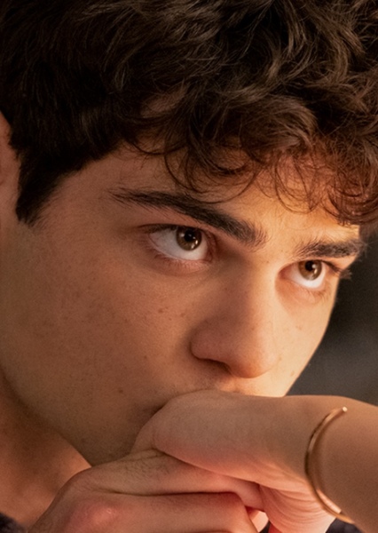 Noah Centineo photo