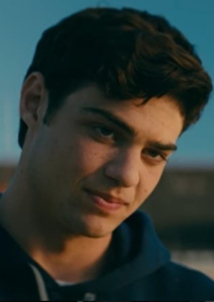 Noah Centineo photo
