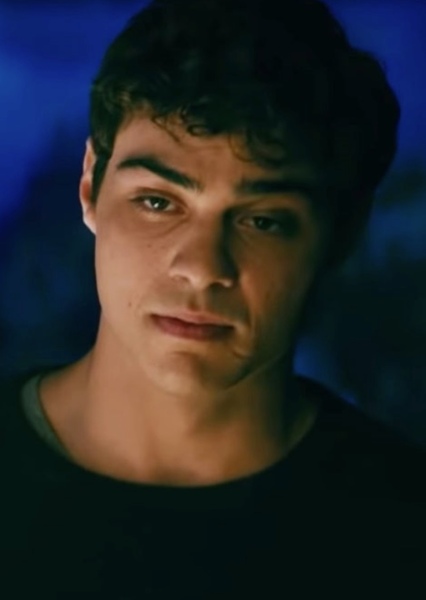 Noah Centineo photo