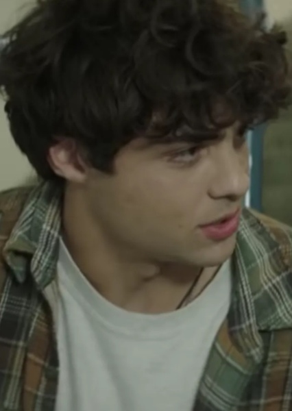 Noah Centineo photo