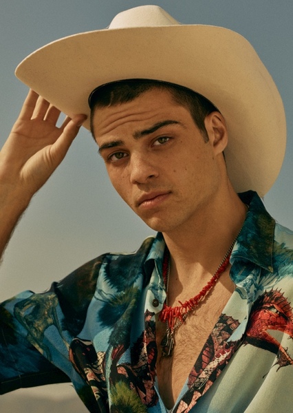 Noah Centineo photo