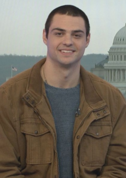 Noah Centineo photo