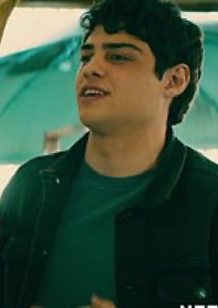 Noah Centineo photo