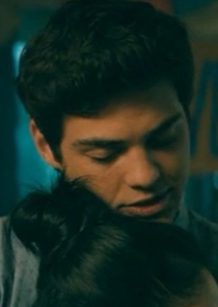 Noah Centineo photo