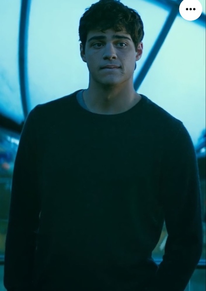 Noah Centineo photo