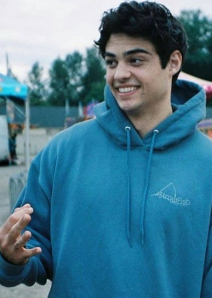Noah Centineo photo