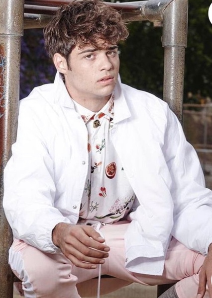 Noah Centineo photo