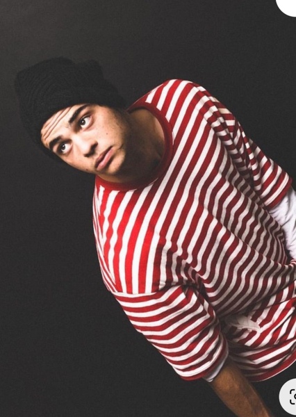 Noah Centineo photo