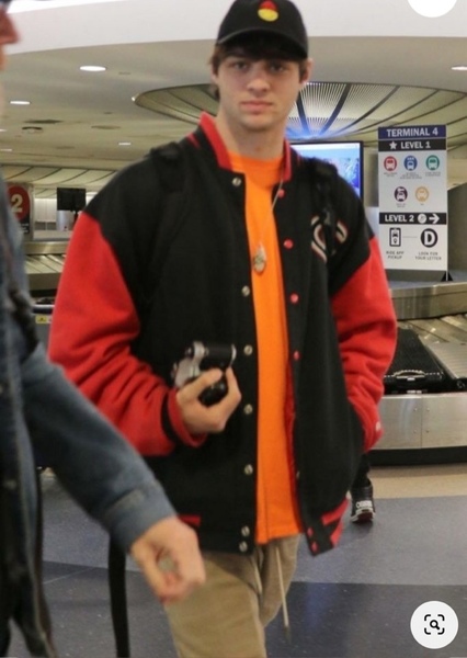 Noah Centineo photo