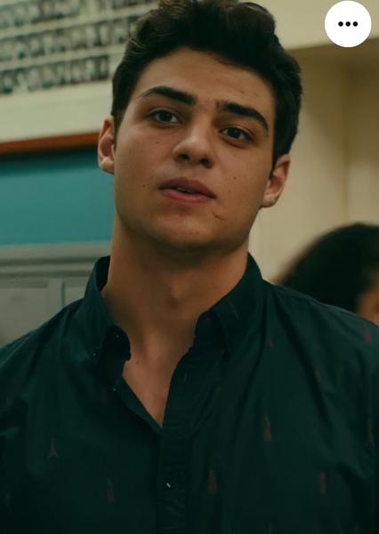 Noah Centineo photo