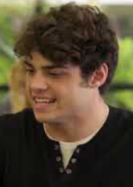 Noah Centineo photo