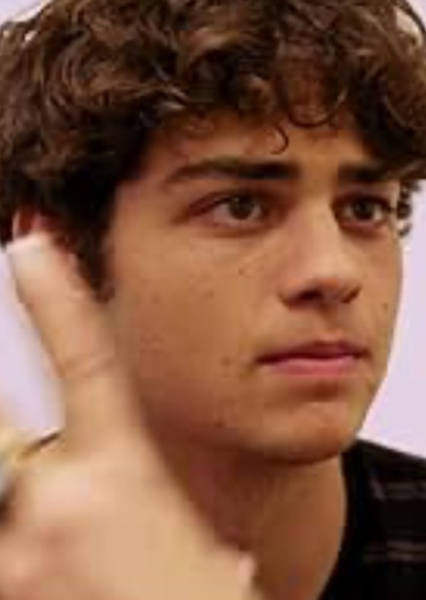 Noah Centineo photo