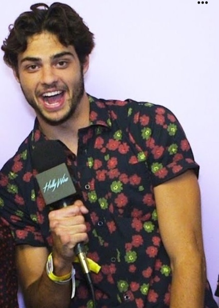 Noah Centineo photo