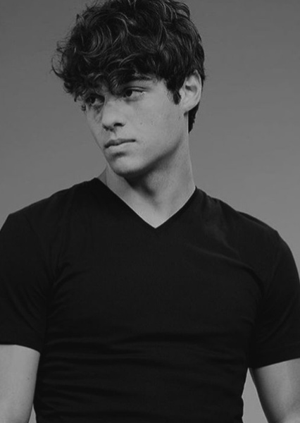 Noah Centineo photo