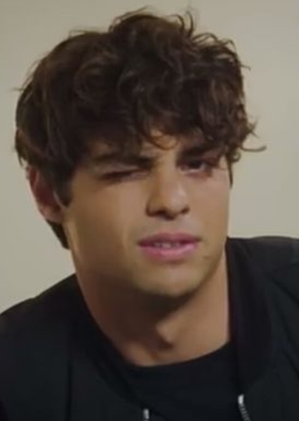 Noah Centineo photo
