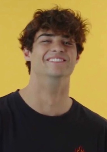 Noah Centineo photo