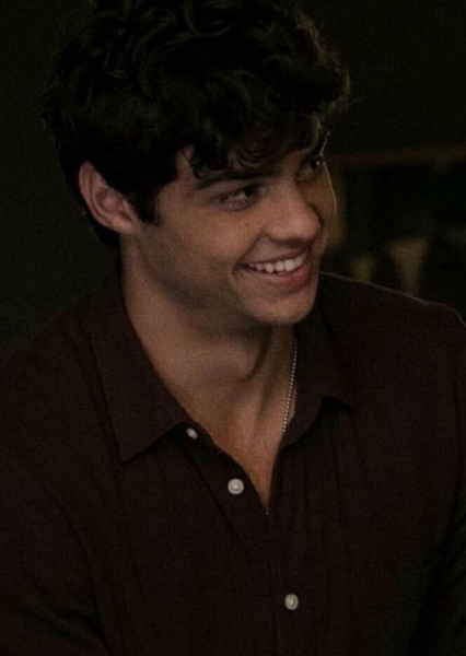 Noah Centineo photo