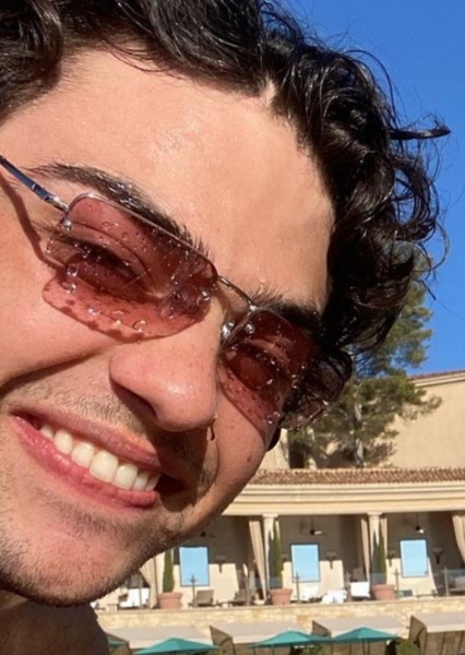 Noah Centineo photo