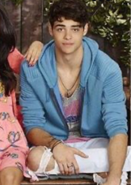 Noah Centineo photo
