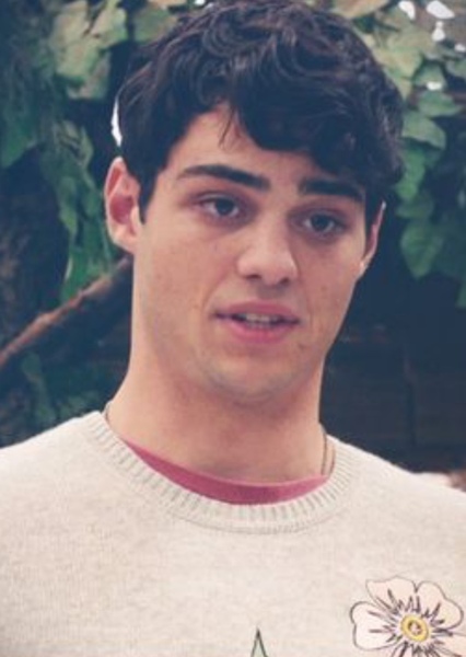 Noah Centineo photo