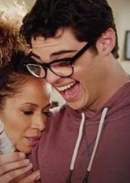 Noah Centineo photo