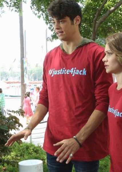 Noah Centineo photo
