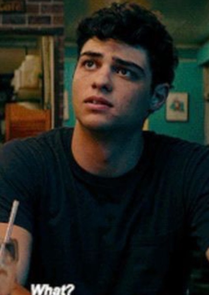 Noah Centineo photo
