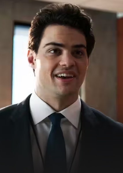 Noah Centineo photo