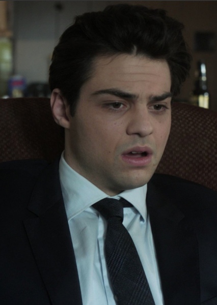 Noah Centineo photo