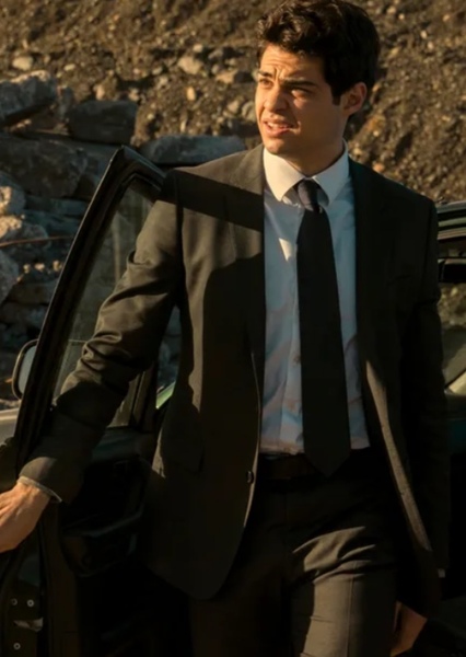 Noah Centineo photo