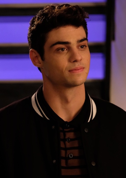 Noah Centineo photo
