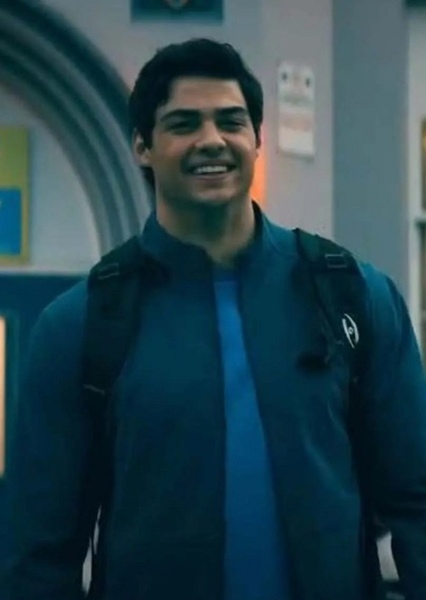 Noah Centineo photo